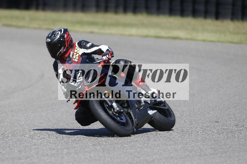 /15 22.05.2026  Plüss Moto Sport  Discover the Bike ADR /Gruppe rot - Race 3/32